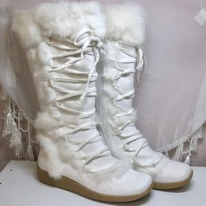 White fur lined boots Clearance